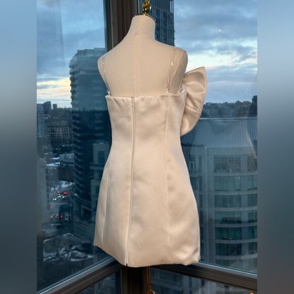 🆕 BRONX & BANCO 🧿 NWOT Evie White Strapless Bow Mini Dress, Sz L US 8 - Picture 11 of 16